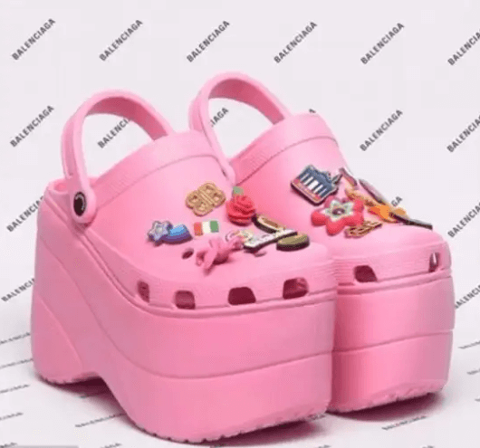 Baenciage and Crocs Cobranding